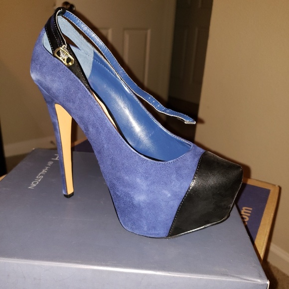 Shoes - Picture 1 of 1